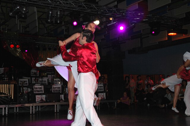 min 2005 11 12 fous swing 186